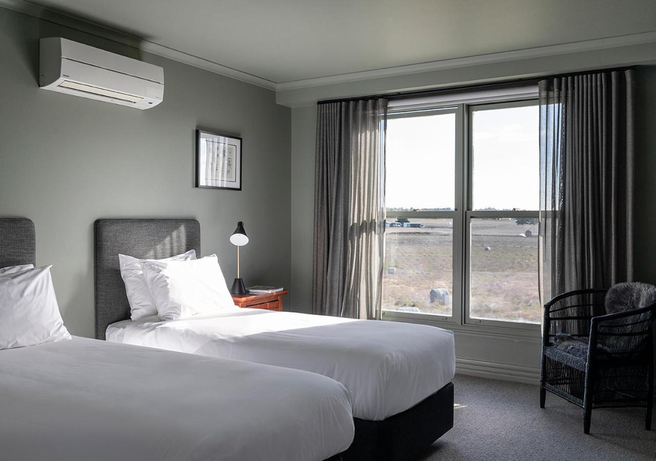Cleveland Estate Hotel Lance Field Buitenkant foto